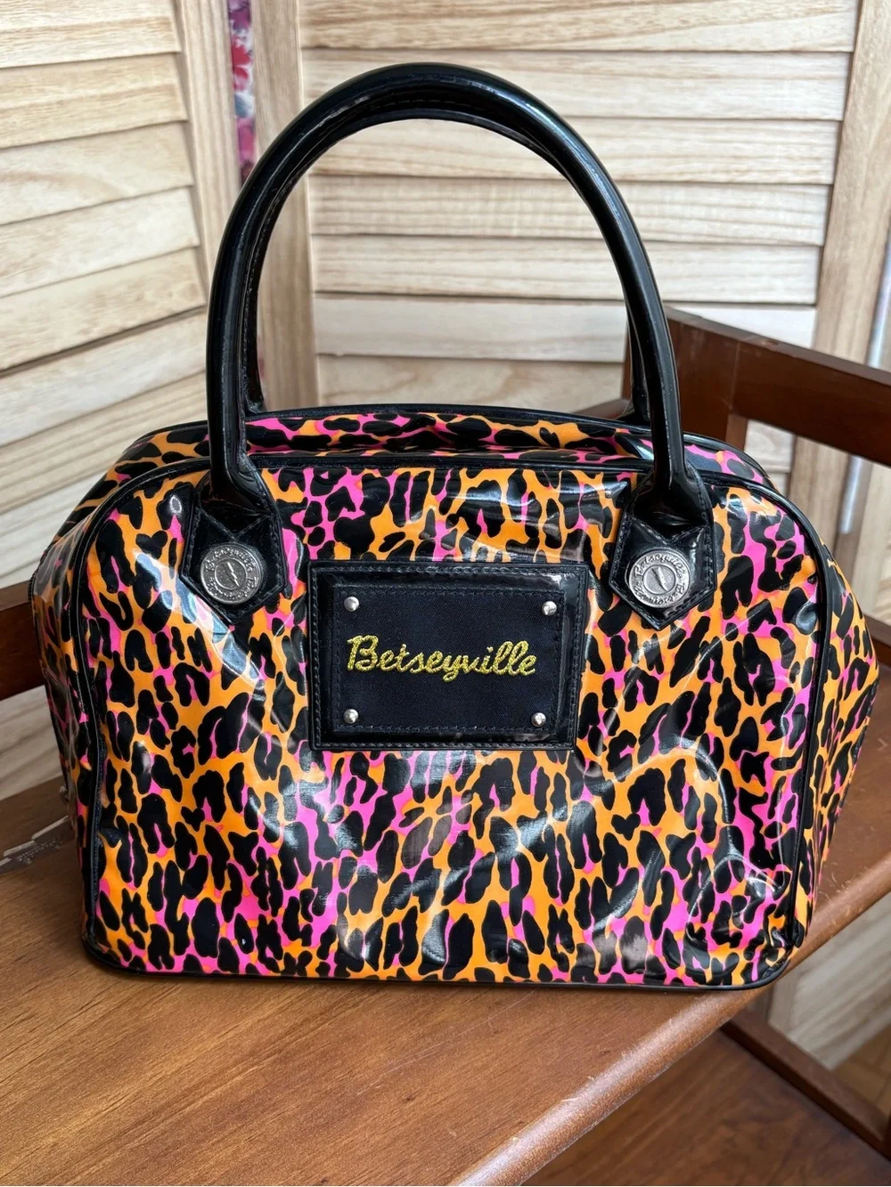 VTG Y2K Betseyville by Betsey Johnson Cheetah Leopard Makeup Toiletry Bag